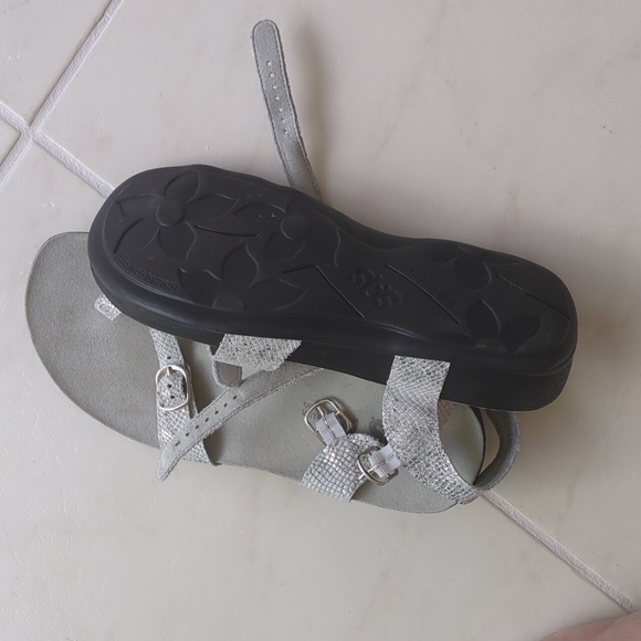 S.A.S Pampa Toe Loop Suede Comfortable Summer Silver Strappy Women's Sandals - Picture 3 of 5